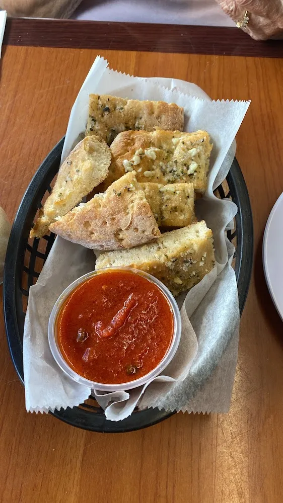 Garlic Bread with Marinara Sauce
